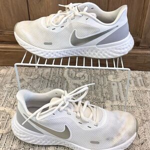 Nike White and Gray Running Shoes